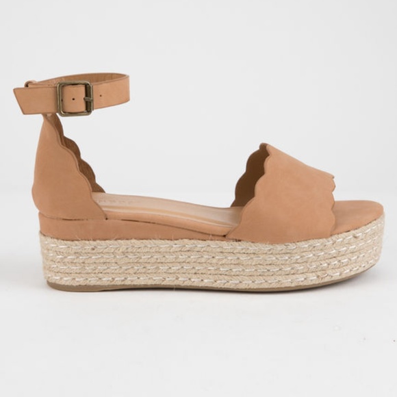 bamboo scallop espadrille